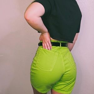 HIGHRISE VINTAGE LIMEGREEN SHORTS💕✨💕 SOLD